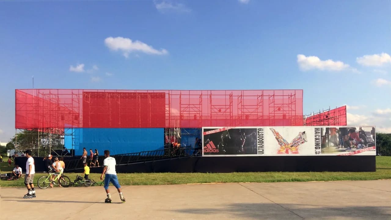 Expo Adidas
